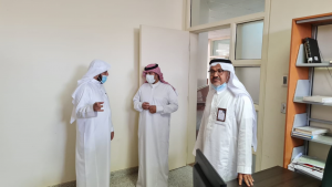 Prof. Khalid Maatouq Visits the College of Judicial Studies and Regulations